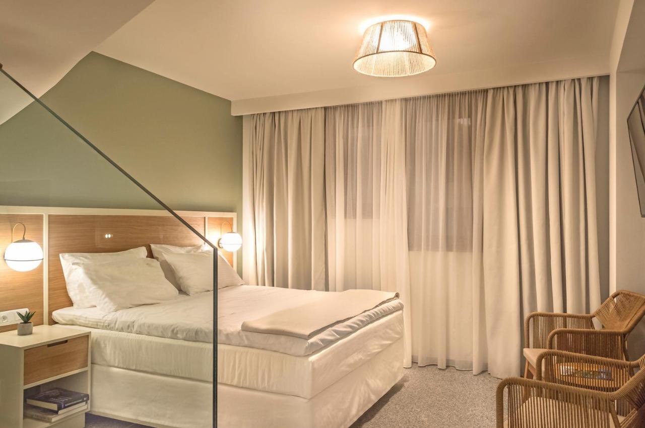 Eco Green Residences & Suites Тороні Екстер'єр фото